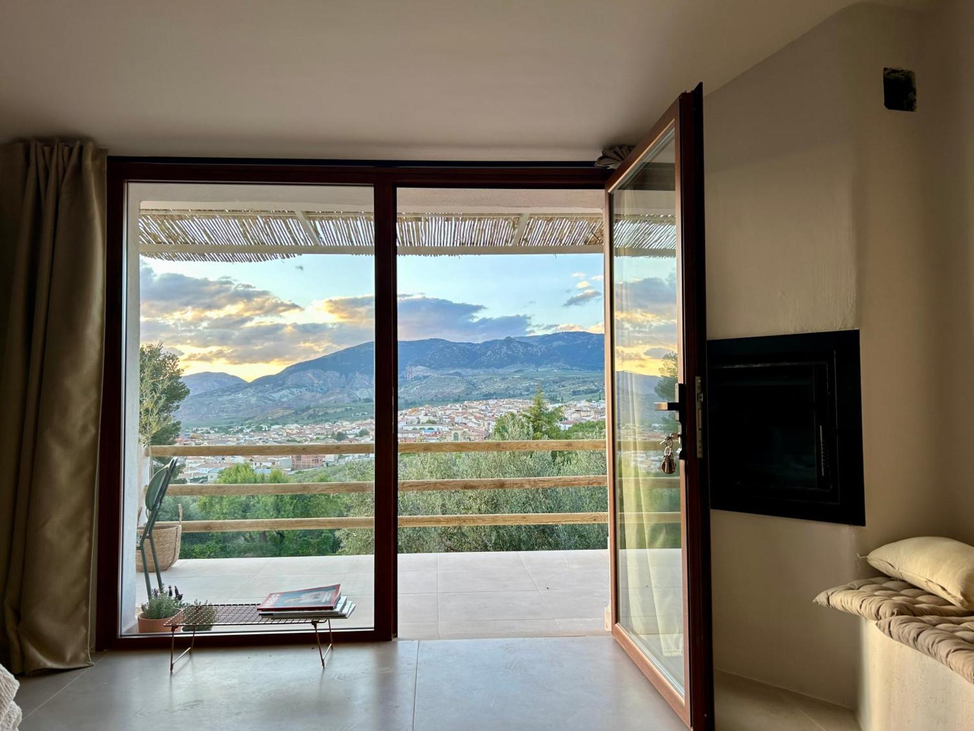 Lenta Suites Pozo Alcón Екстериор снимка